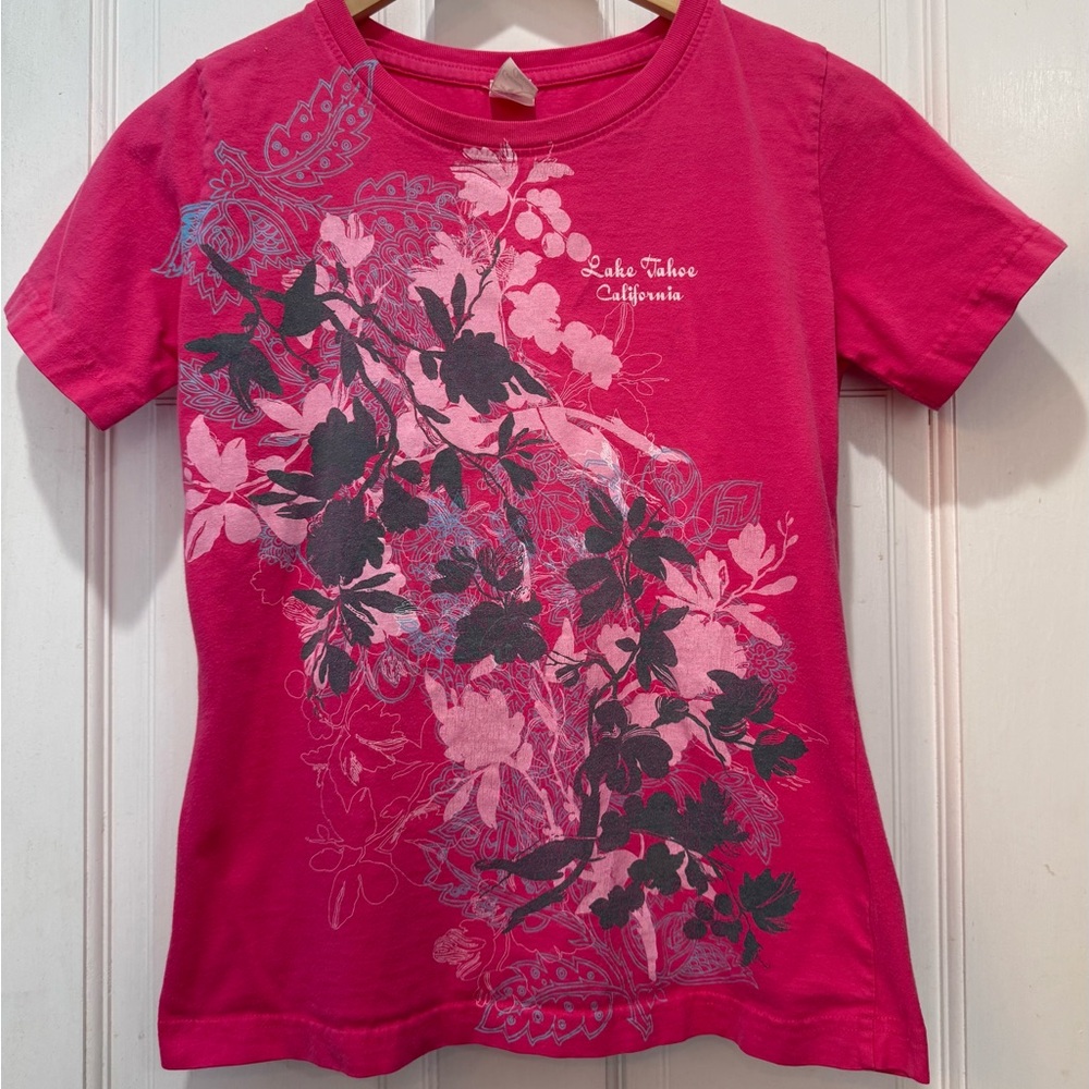 Coastal Classics Pink Floral Lake Tahoe, California Short Sleeve Women’s T-Shirt